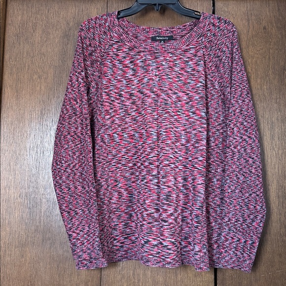 Relativity Sweaters - Relativity Red and Gray Knit Top 2x see close ups for best real color